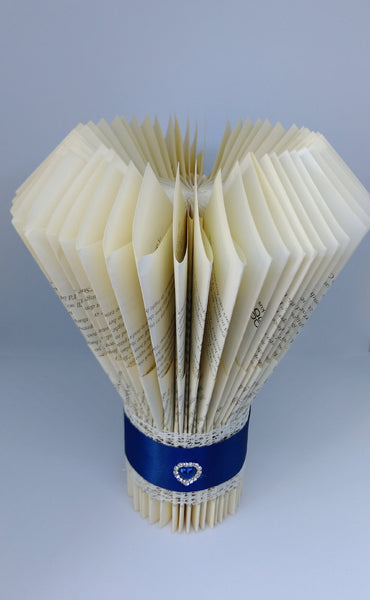 book art, book folding, wedding centrepiece, vase, wedding ceremony, personalised,